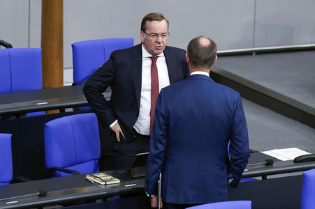 143. Sitzung des Deutschen Bundestages in Berlin