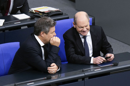 143. Sitzung des Deutschen Bundestages in Berlin