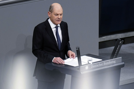 143. Sitzung des Deutschen Bundestages in Berlin