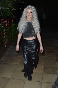 TV-Show 'Billboards Inc'  in Newport Barch
