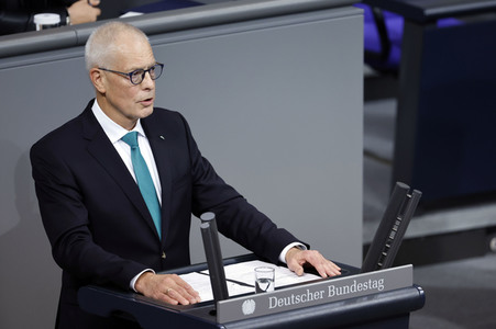 144. Sitzung des Deutschen Bundestages in Berlin