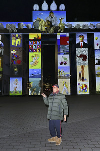 Otto Waalkes bei der Eröffnung der Lichtspiele am Global Gate in Hamburg