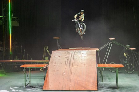 Weihnachstshow von Circus FlicFlac in Erfurt