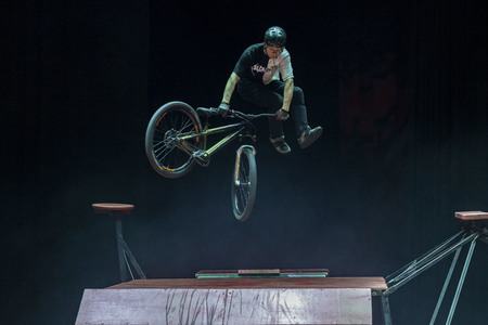 Weihnachstshow von Circus FlicFlac in Erfurt