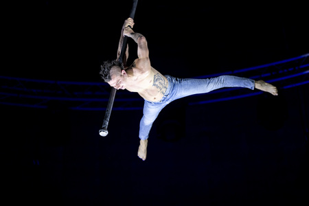 Weihnachstshow von Circus FlicFlac in Erfurt