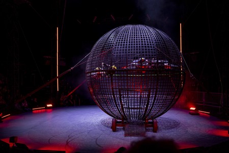 Weihnachstshow von Circus FlicFlac in Erfurt