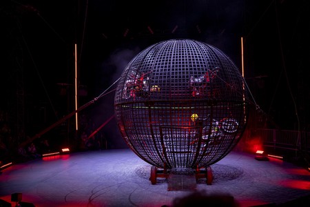 Weihnachstshow von Circus FlicFlac in Erfurt