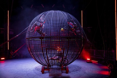 Weihnachstshow von Circus FlicFlac in Erfurt