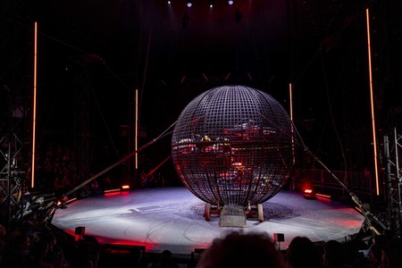 Weihnachstshow von Circus FlicFlac in Erfurt