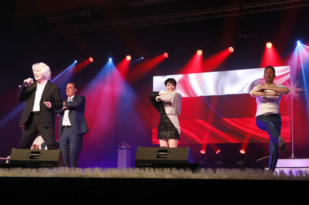 Konzert 'Weihnachten mit unseren Stars 2023' in Löbau