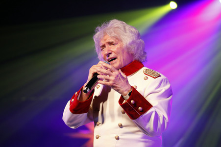 Konzert 'Weihnachten mit unseren Stars 2023' in Löbau