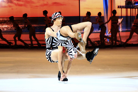 Eisrevue-Premiere 'Holiday on Ice - No Limits' in Leipzig