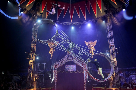 Premiere des Weihnachtscircus Hannover