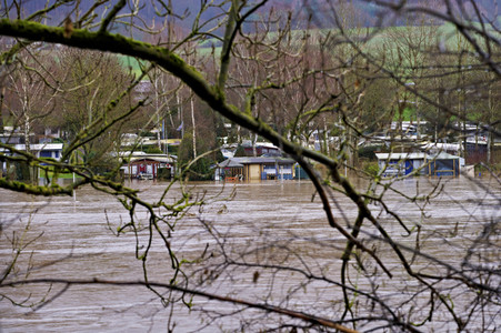 Weser-Hochwasser im Landkreis Hameln-Pyrmont