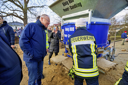 Stephan Weil besucht Hochwassergebiet in der Region Heidekreis
