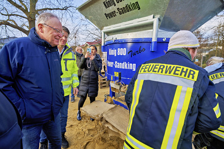 Stephan Weil besucht Hochwassergebiet in der Region Heidekreis