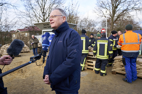Stephan Weil besucht Hochwassergebiet in der Region Heidekreis