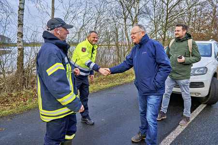 Stephan Weil besucht Hochwassergebiet in der Region Heidekreis