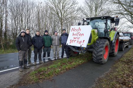Stephan Weil besucht Hochwasser-Einsatzkräfte in der Region Hannover