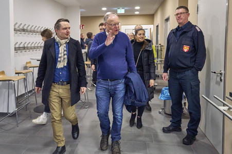 Stephan Weil besucht Hochwasser-Einsatzkräfte in der Region Hannover