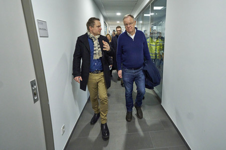 Stephan Weil besucht Hochwasser-Einsatzkräfte in der Region Hannover