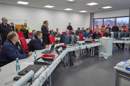 Stephan Weil besucht Hochwasser-Einsatzkräfte in der Region Hannover