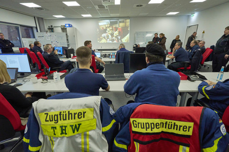 Stephan Weil besucht Hochwasser-Einsatzkräfte in der Region Hannover