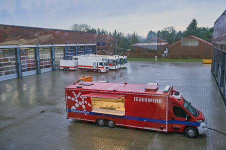 Stephan Weil besucht Hochwasser-Einsatzkräfte in der Region Hannover