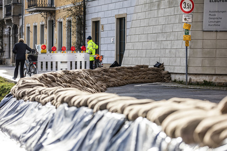 Elbe-Hochwasser in Dresden