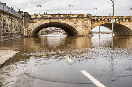 Elbe-Hochwasser in Dresden