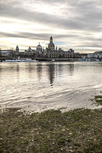 Elbe-Hochwasser in Dresden