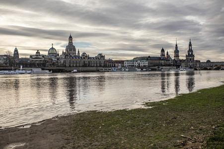 Elbe-Hochwasser in Dresden
