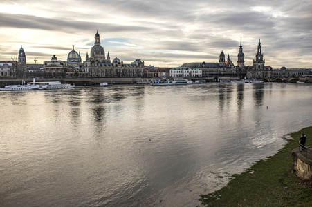 Elbe-Hochwasser in Dresden