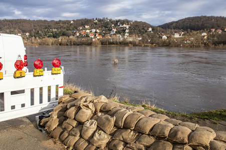 Elbe-Hochwasser in Dresden