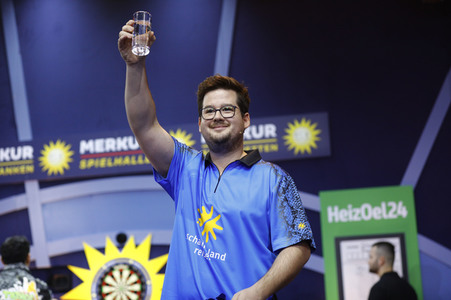 Promi-Darts-WM 2024 in Düsseldorf