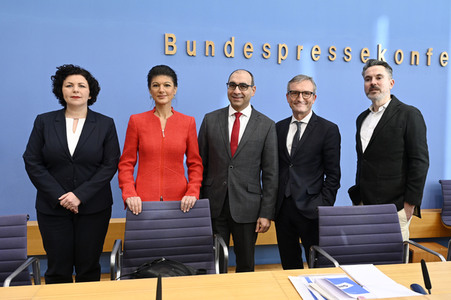 Bundespressekonferenz zur Gründung der Partei Bündnis Sahra Wagenknecht in Berlin