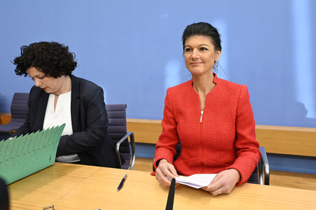 Bundespressekonferenz zur Gründung der Partei Bündnis Sahra Wagenknecht in Berlin