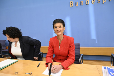 Bundespressekonferenz zur Gründung der Partei Bündnis Sahra Wagenknecht in Berlin