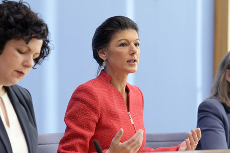 Bundespressekonferenz zur Gründung der Partei Bündnis Sahra Wagenknecht in Berlin