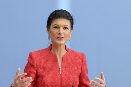 Bundespressekonferenz zur Gründung der Partei Bündnis Sahra Wagenknecht in Berlin