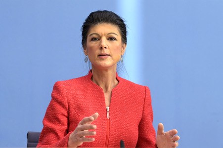 Bundespressekonferenz zur Gründung der Partei Bündnis Sahra Wagenknecht in Berlin