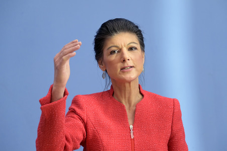Bundespressekonferenz zur Gründung der Partei Bündnis Sahra Wagenknecht in Berlin