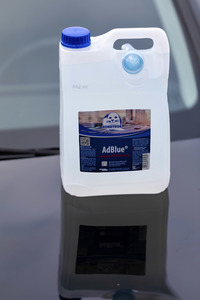 Symbolfoto AdBlue