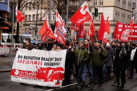 Luxemburg-Liebknecht-Demonstration 2024 in Berlin