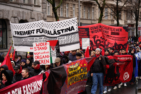 Luxemburg-Liebknecht-Demonstration 2024 in Berlin