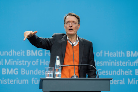 Gespräch von Karl Lauterbach mit den Kommunalen Spitzenverbänden in Berlin
