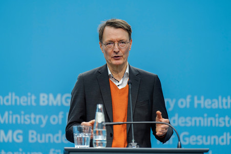 Gespräch von Karl Lauterbach mit den Kommunalen Spitzenverbänden in Berlin