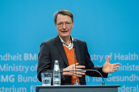 Gespräch von Karl Lauterbach mit den Kommunalen Spitzenverbänden in Berlin