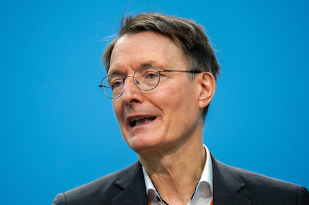 Gespräch von Karl Lauterbach mit den Kommunalen Spitzenverbänden in Berlin