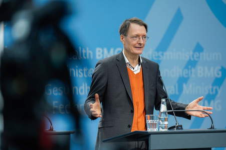 Gespräch von Karl Lauterbach mit den Kommunalen Spitzenverbänden in Berlin